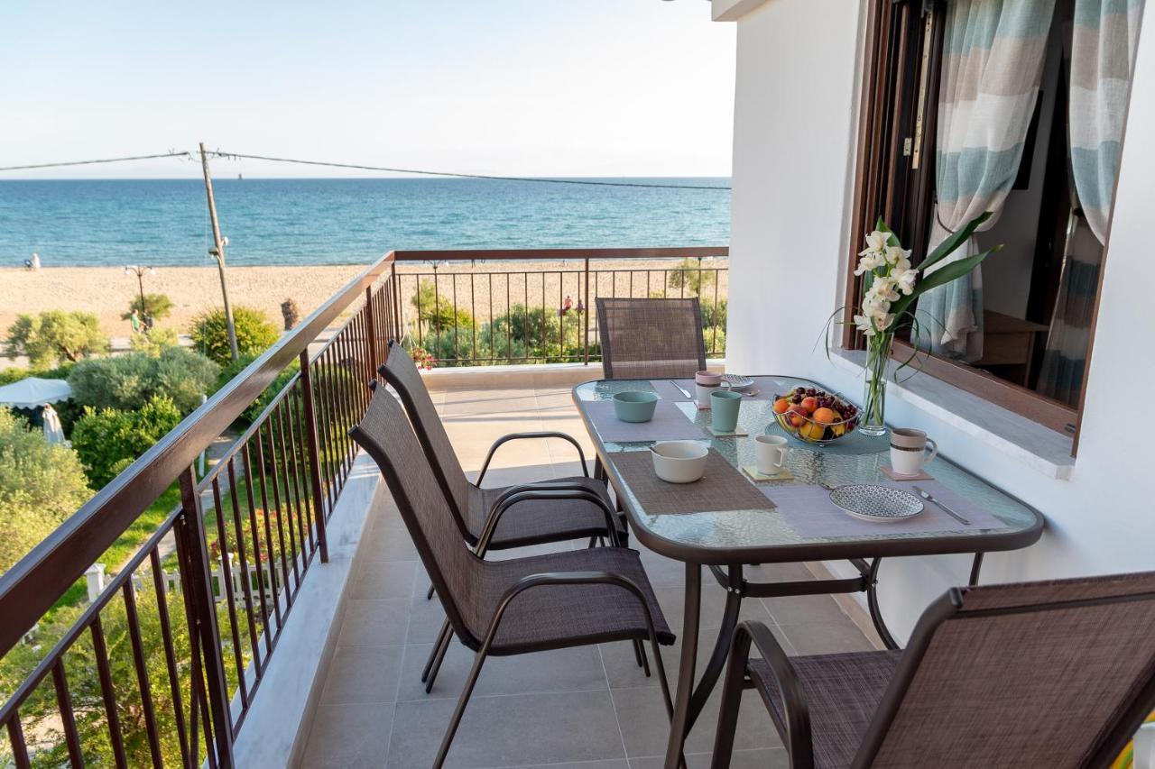 Dimi Seafront Apartment By Rentals Pro Services - Néa Moudaniá Eksteriør bilde