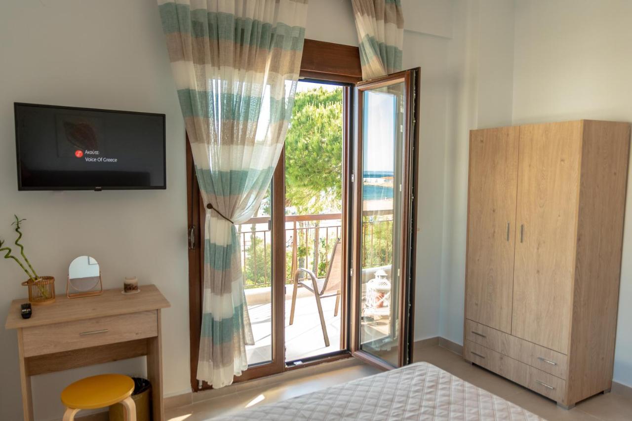 Dimi Seafront Apartment By Rentals Pro Services - Néa Moudaniá Eksteriør bilde